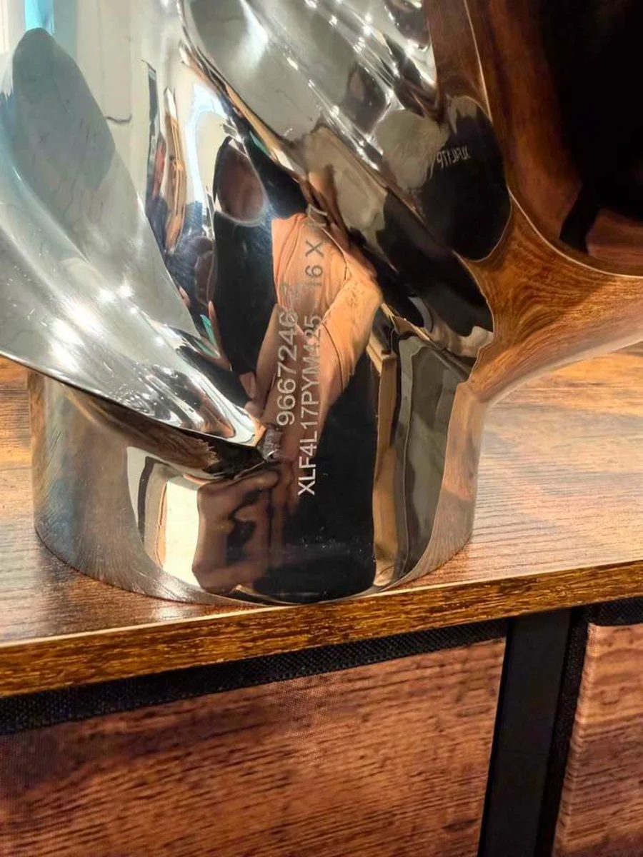 Yamaha New Stainless Steel 4-Blade Propeller Outboard Motor