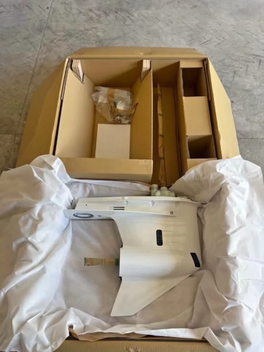 New Yamaha 4.2L F225 / F250 / F300 4-Stroke Lower Unit