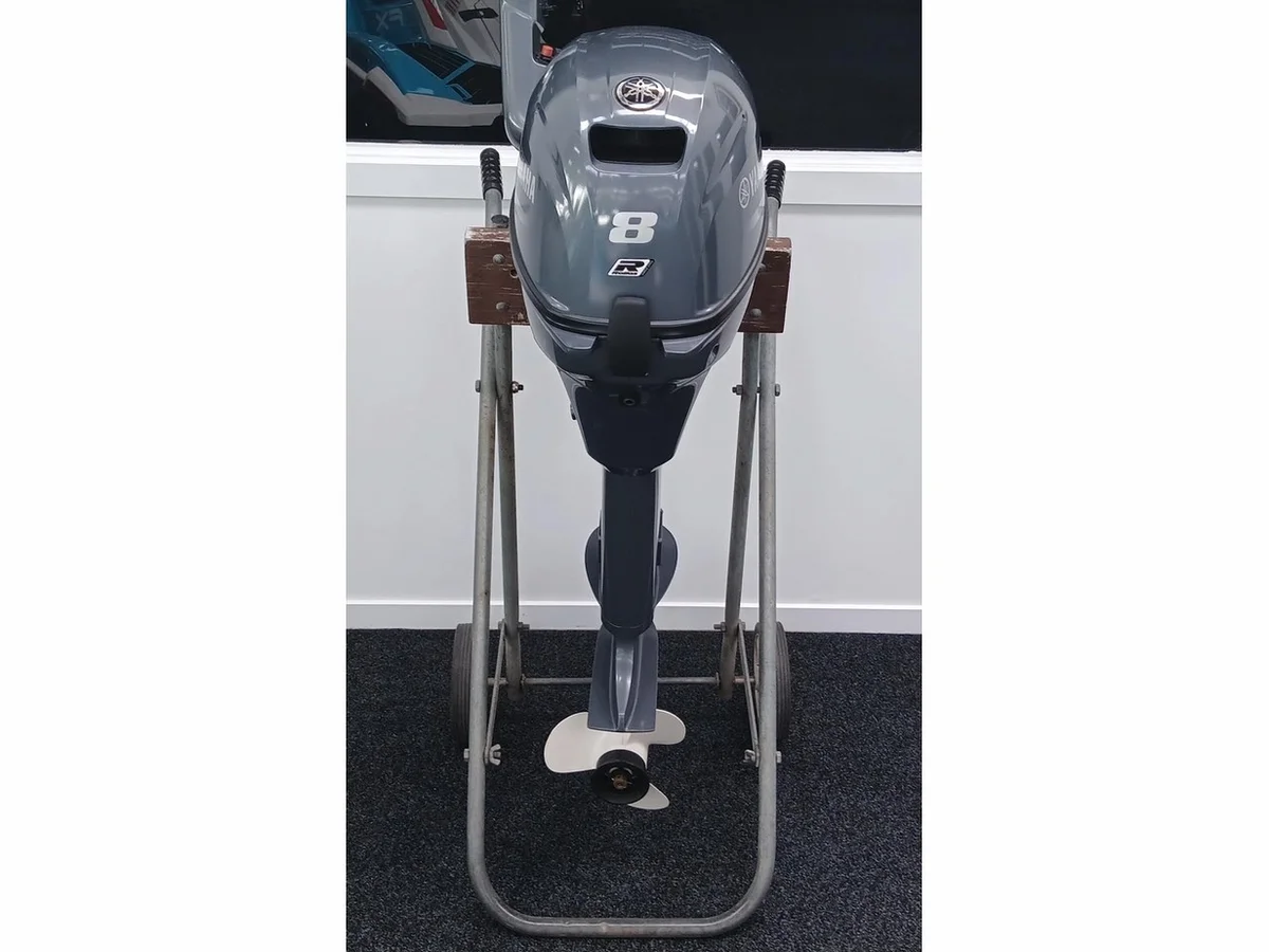 Yamaha New F8SMHB 8HP 4Stroke Outboard Motor
