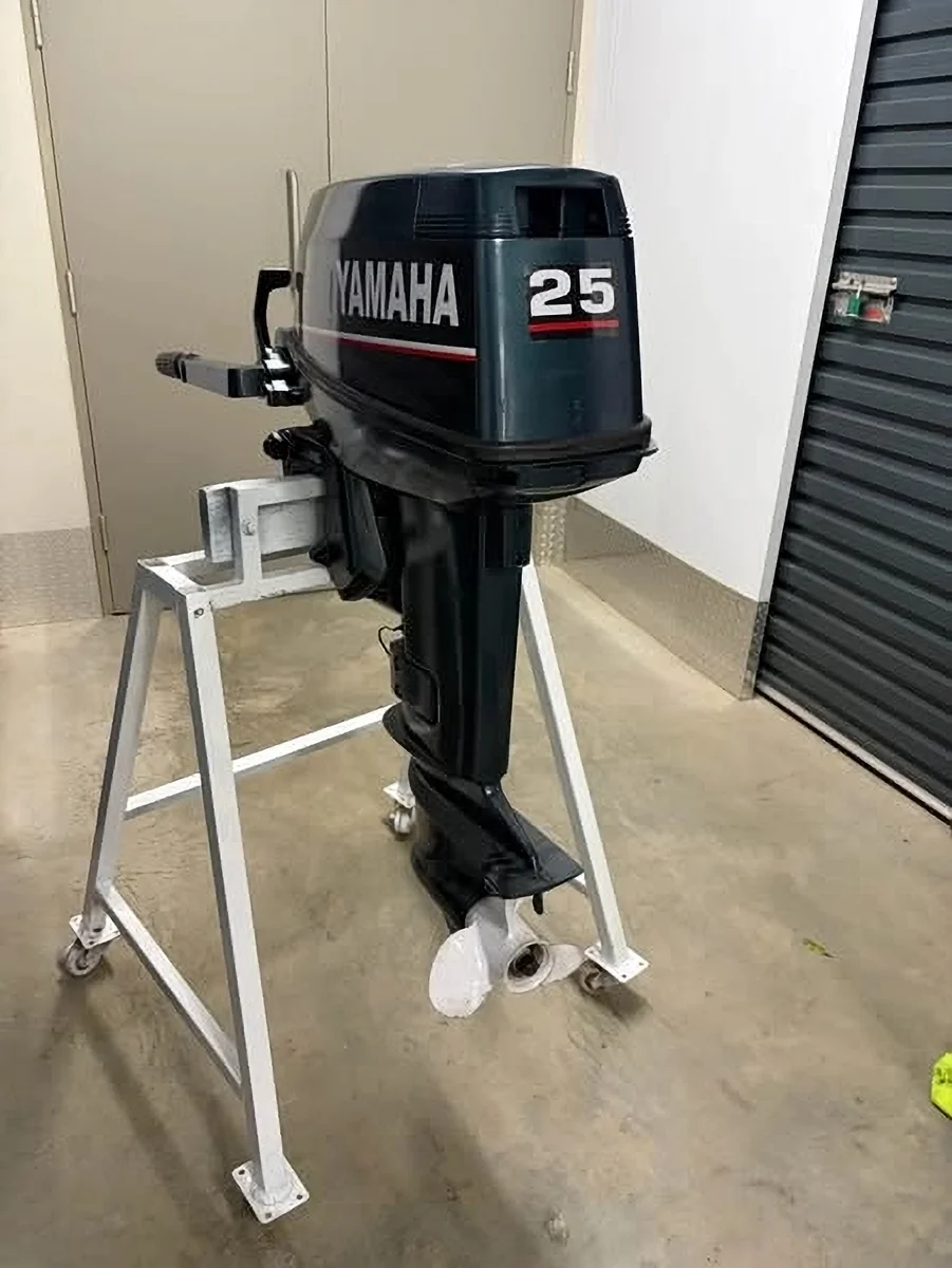 Yamaha Pre Owned 25hp 2 Stroke Outboard Motor