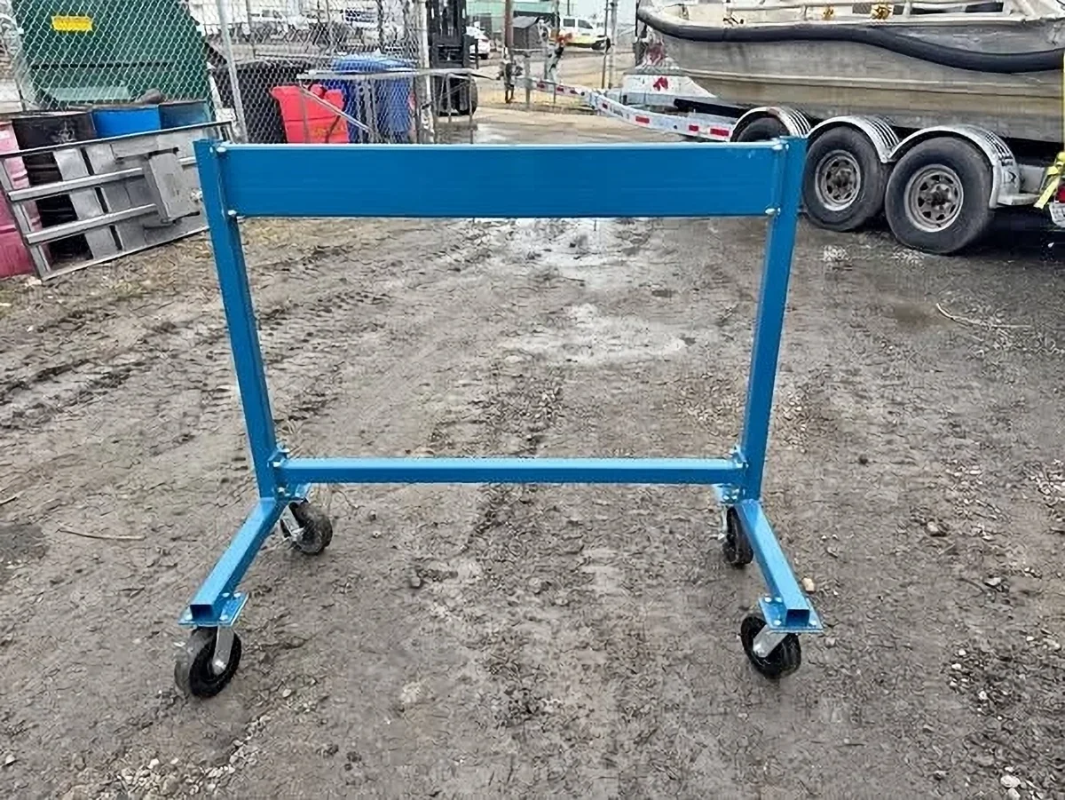 Pre Owned Twin Engine Outboard Motor Stand