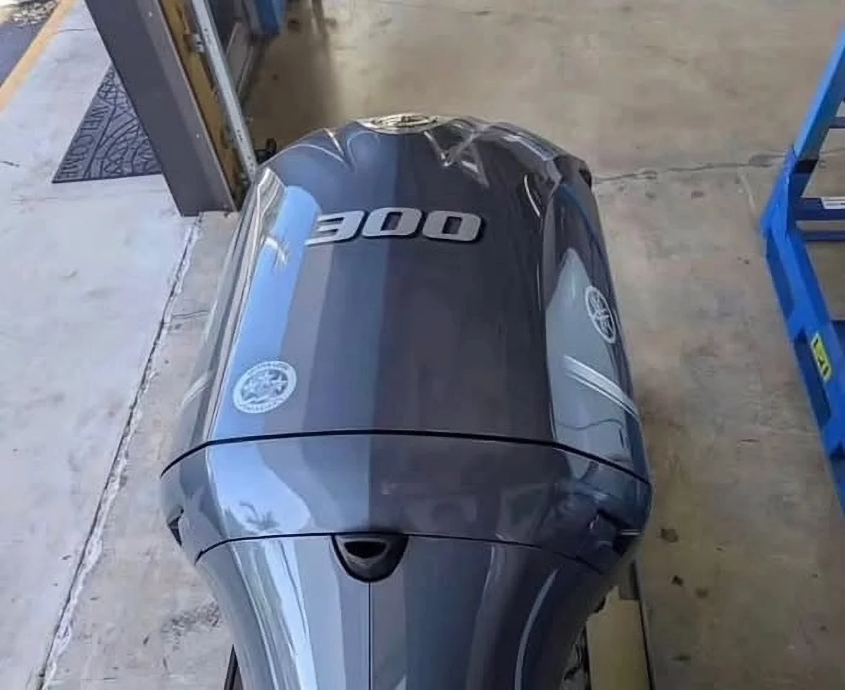 Yamaha New 300hp 4 Stroke Outboard Motor