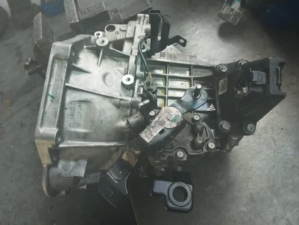 Hyundai i20 Automatic Gearbox (G4FC)