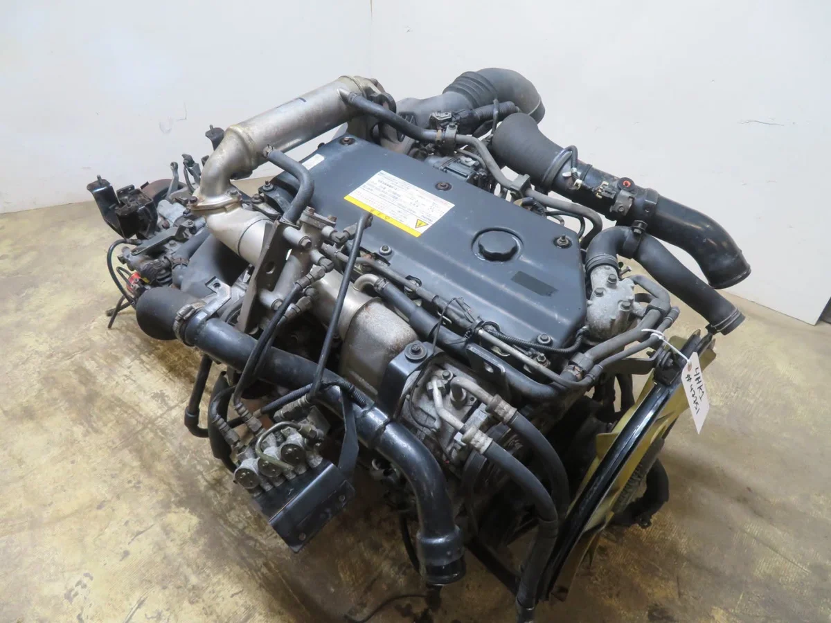 ISUZU 5.2 4HK1 TURBO DIESEL ENGINE