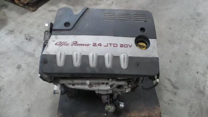 Alfa Romeo 156 2.4 JTD 20V Diesel Engine