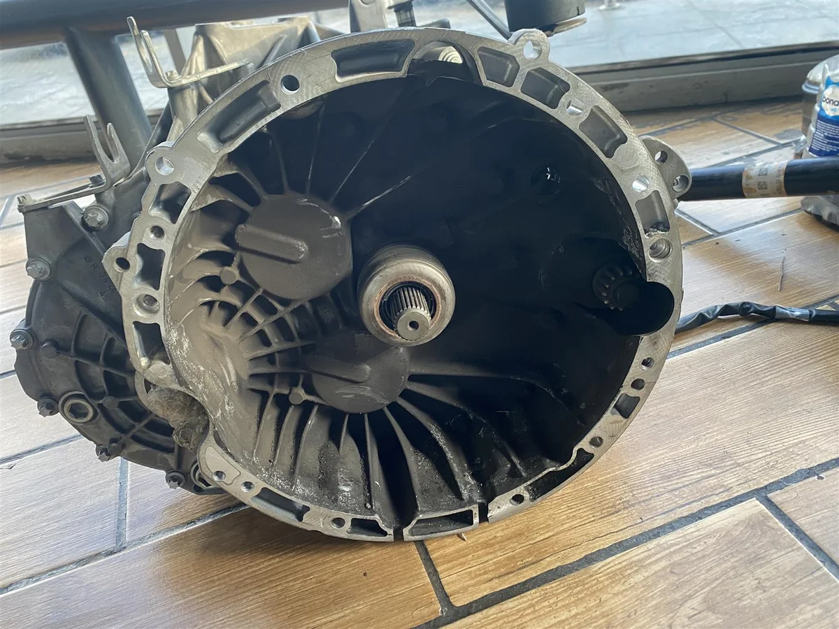 MERCEDES A CLASS MANUAL GEARBOX