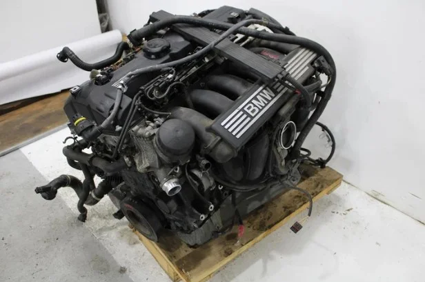 BMW 328i Engine