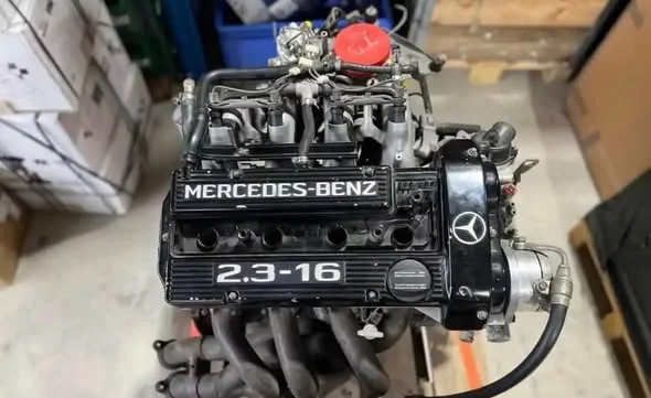 Mercedes-Benz M102.983 engine