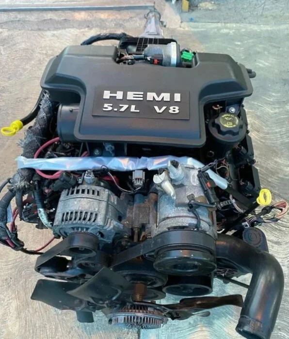 5.7L HEMI V8 engine