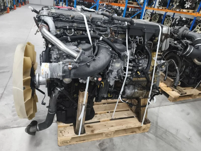 Mercedes-Benz OM471LA engine