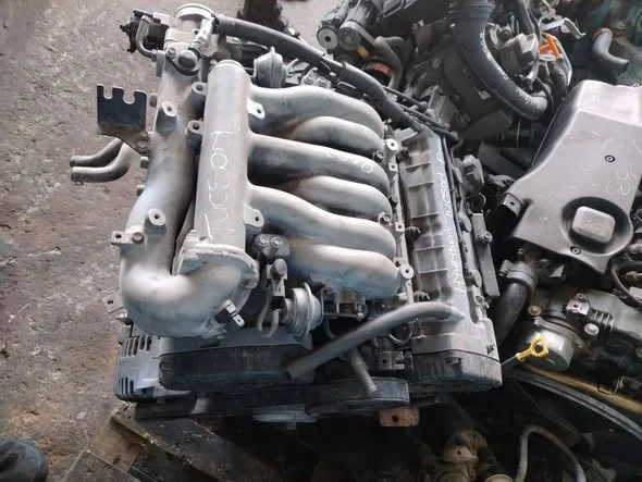 Hyundai Tucson 2.7L (G6BA) V6 engine