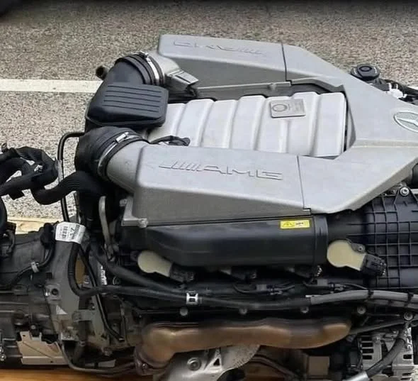 MERCEDES-BENZ AMG M156 V8 ENGINE