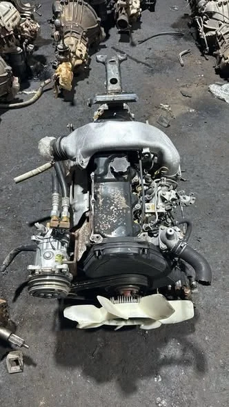 Toyota 5L ENGINE